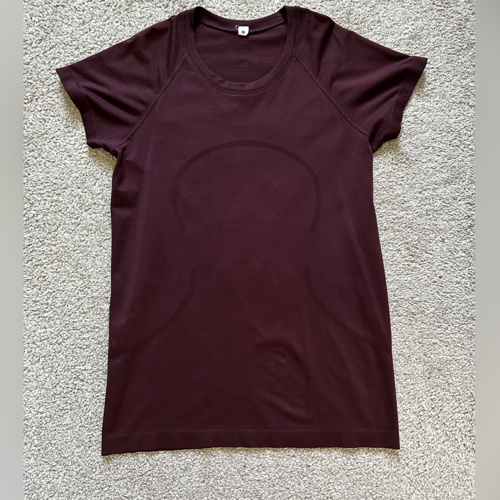 Maroon lululemon swiftly tech size 10